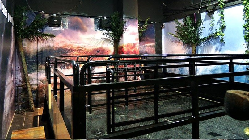 台风/暴风雨体验屋身临其境感官